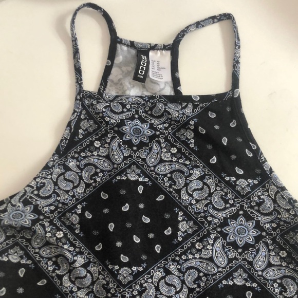 H&M halter tank - Picture 1 of 3